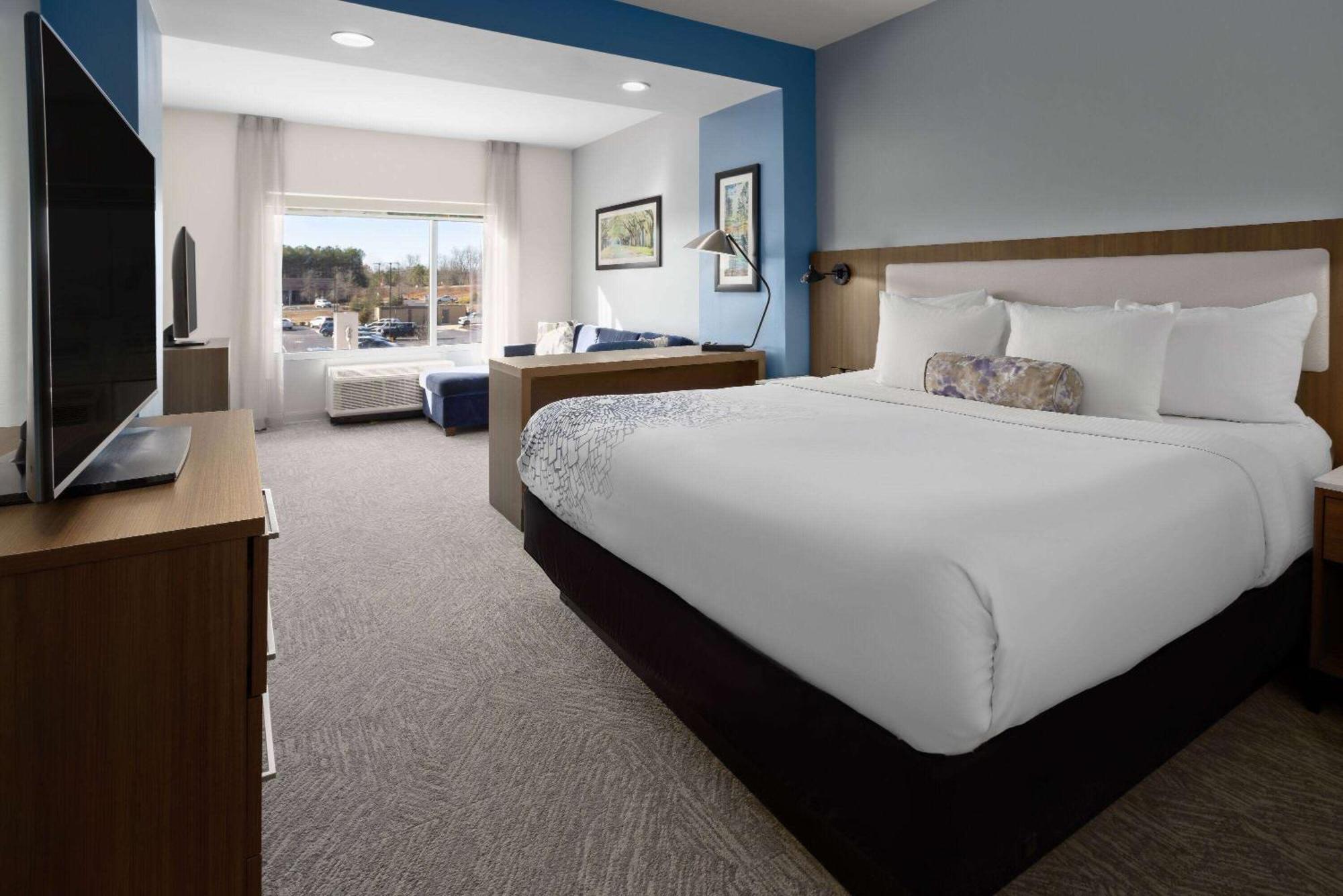 La Quinta Inn & Suites By Wyndham Locust Grove Exterior foto
